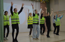 В Ирбите сотрудники Госавтоинспекции с общественниками провели урок безопасности дорожного движения