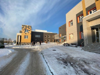 Строительство физкультурно-оздоровительного комплекса с бассейном близится к завершению