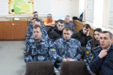 Сотрудники Госавтоинспекции Ирбита провели профилактическую беседу с личным составом ФКУ Следственного изолятора №2 ГУФСИН