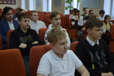 В Ирбите состоялся круглый стол при участии студентов и полицейских в рамках акции «Студенческий десант»