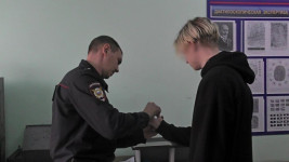 До десяти лет тюрьмы. Полиция Нижнего Тагила задержала студента, помогавшего мошенникам грабить пенсионеров