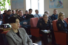 В Ирбите Общественный совет и Совет ветеранов провели для сотрудников полиции занятие в рамках проекта «Университета культуры»