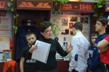 Ирбитские полицейские провели профилактическую встречу с подшефными детьми в отделе полиции