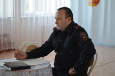 Ирбитские полицейские провели профилактическую беседу по мошенничеству с трудовым коллективом детского сада