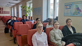 Ирбитские полицейские рассказали школьникам о службе в органах внутренних дел