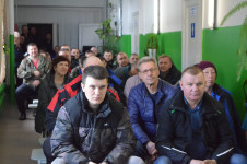 Ирбитские полицейские провели профилактическую беседу с трудовым коллективом Ирбитского молочного завода.