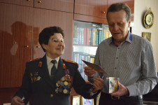 Ирбитские полицейские поздравили ветеранов МВД, прошедших годы войны, с Днём Победы