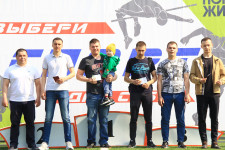 На 81-й легкоатлетической эстафете вручили знаки отличия комплекса ГТО