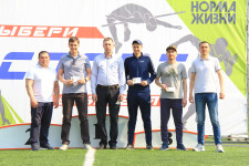 На 81-й легкоатлетической эстафете вручили знаки отличия комплекса ГТО