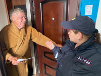 Ирбитские полицейские проводят профилактические мероприятия по мошенничеству с населением старше 80 лет