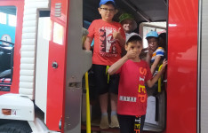 И вновь дети в гостях у пожарных