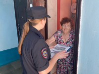 Ирбитские полицейские проводят профилактические беседы по мошенничеству с гражданами пожилого возраста