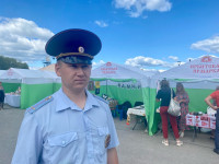 Сотрудники полиции Ирбита обеспечили охрану общественного порядка во время проведения XХI межрегиональной выставки-ярмарки «Ирбитская ярмарка 2023»
