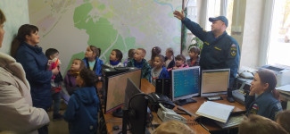 И вновь дети в гостях в 60 пожарно-спасательной части г. Ирбита