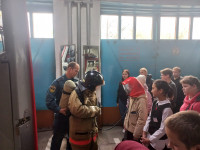 И вновь дети в гостях в 60 пожарно-спасательной части г. Ирбита