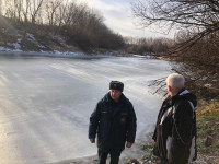 Осторожно - тонкий лёд!