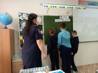 Инспектор по пропаганде БДД посетила Ирбитскую школу,  реализующую адаптированные основные общеобразовательные программы