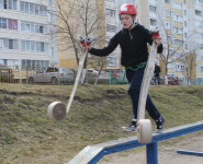 Юные свердловчане соревновались на полосе препятствий и в пожарной эстафете