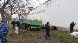 Сотрудники Ирбитского СИЗО-2 вышли на субботник