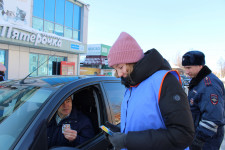Сотрудники Госавтоинспекции и учащиеся школы № 9 г. Ирбита провели акцию «Настоящий мужчина - дисциплинированный водитель!»