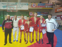 Ирбитские самбисты заняли призовые места на Первенстве Уральского Федерального округа по борьбе самбо