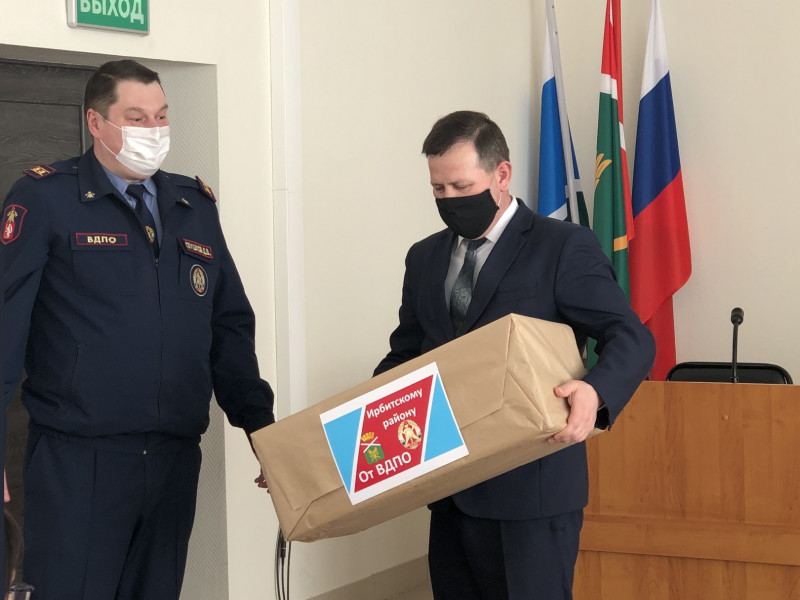 Словом, и делом