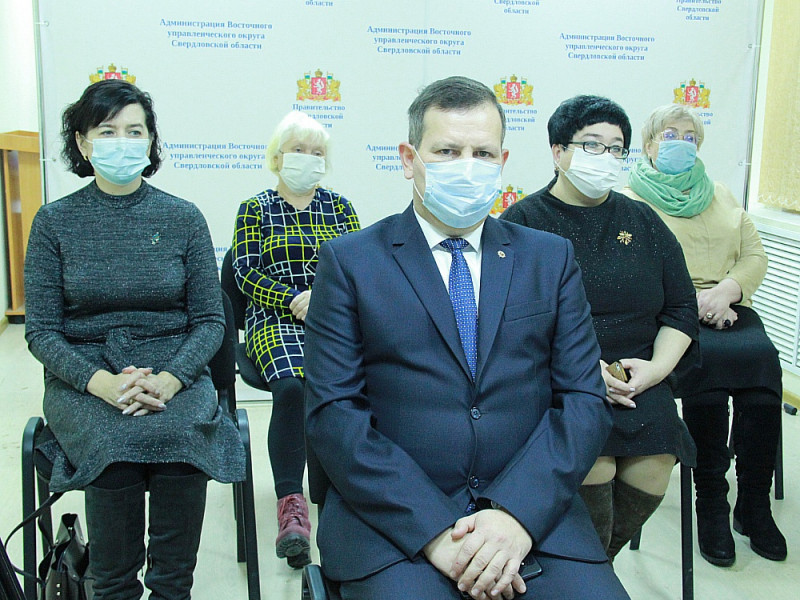 Традиционный новогодний приём Губернатора Свердловской области с представителями общественных организаций и муниципалитетов в этом году прошел в онлайн формате