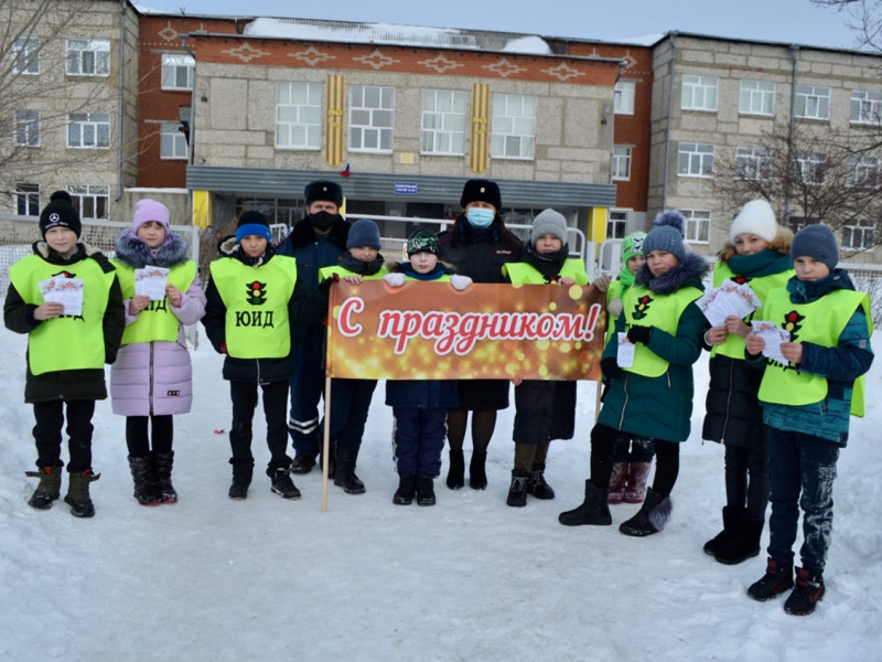 Госавтоинспекция Ирбита провела акцию «Дисциплинированный водитель – лучший защитник Отечества!»