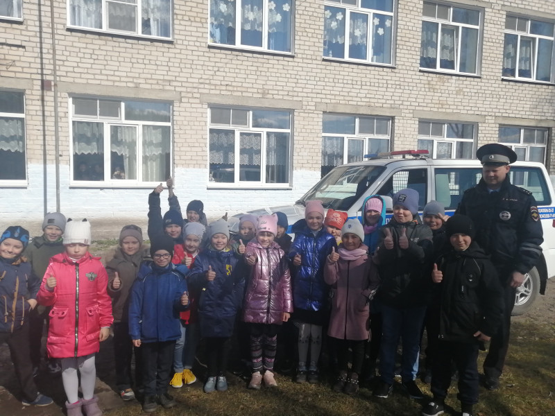 Сотрудники Госавтоинспекции Ирбита приняли участие в акции «Единый день профилактики»