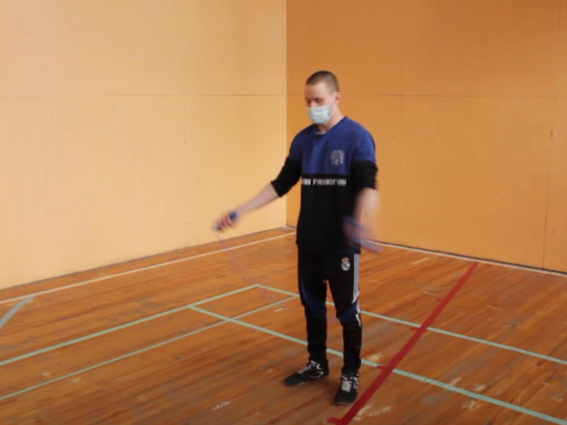 прыжки на скакалке в СИЗО-2