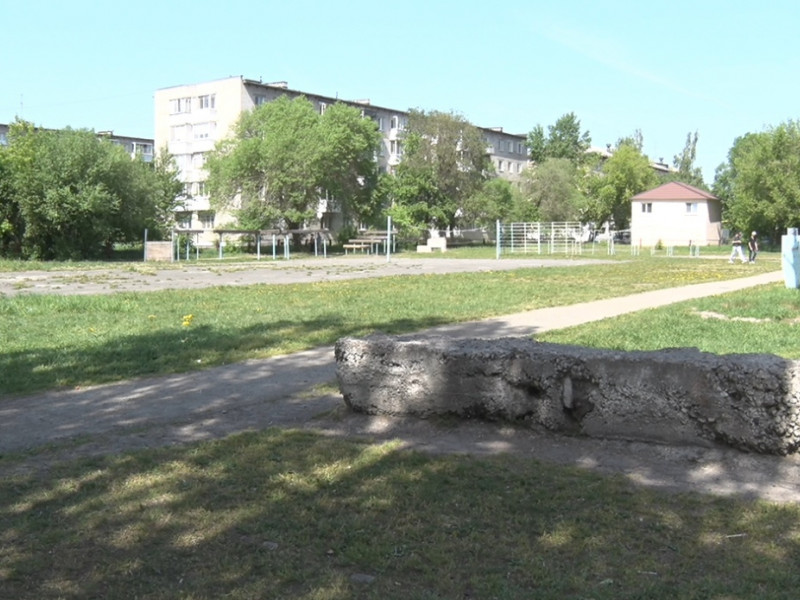 В школе № 10 построят современную спортивную площадку