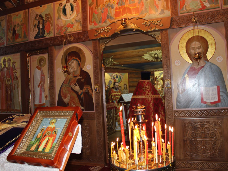 30 сентября храм во имя святых мучениц Веры, Надежды, Любови и матери их Софии отметил свой престольный праздник