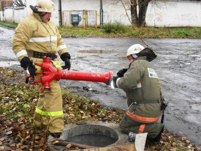 Вода – оружие пожарных