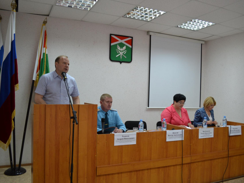 Пожарная безопасность стала темой прошедшего в Ирбите расширенного заседания Депутатского совета партии «Единая Россия»