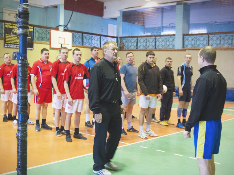 В Ирбите прошел 1 этап соревнований по волейболу в рамках спартакиады ГУФСИН России по Свердловской области