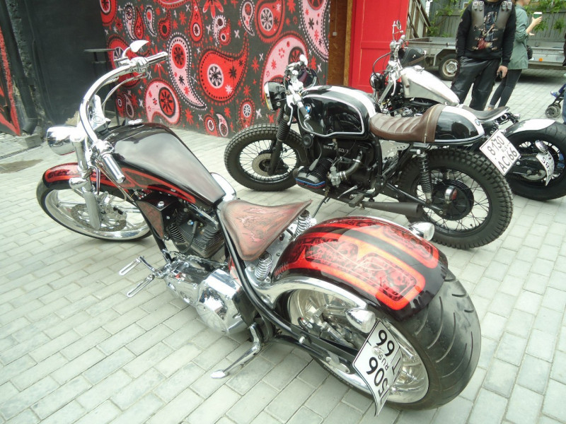 Вторая открытая кастом выставка в Екатеринбурге