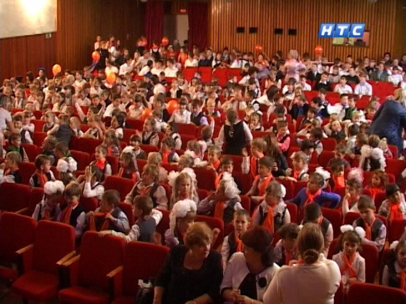 8 школе – 50 лет