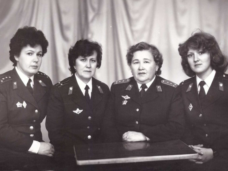 80 лет защищает детей