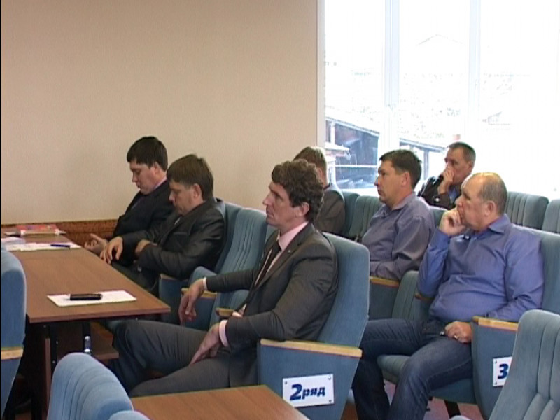 Официально. Аппаратное совещание