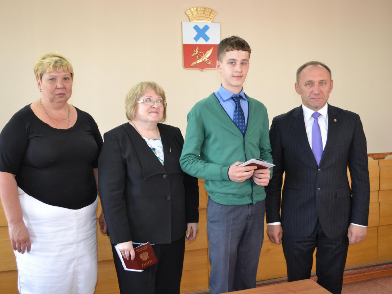 Торжественное вручение паспортов юным ирбитчанам