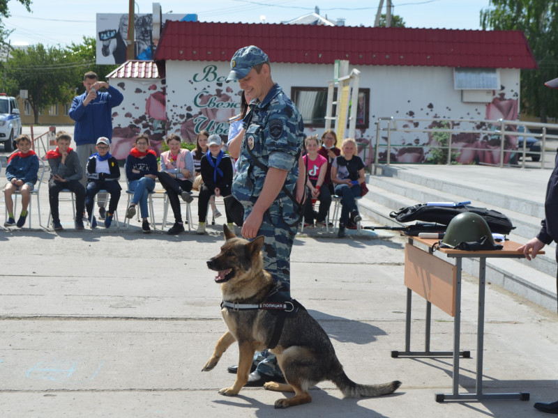 В Ирбите сотрудники полиции провели мероприятие «Безопасные каникулы»