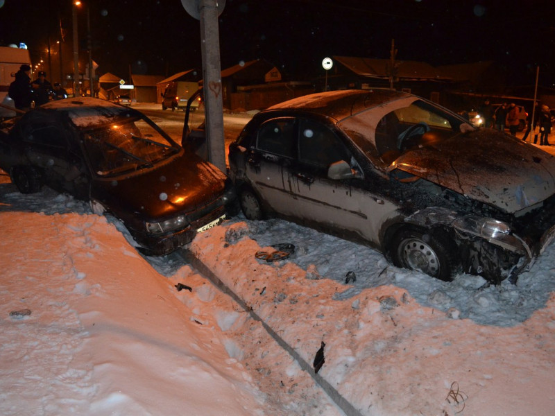 ДТП на перекрестке улиц Комсомольская и Александра Матросова