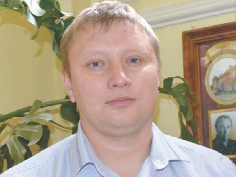 В первой школе новый директор!