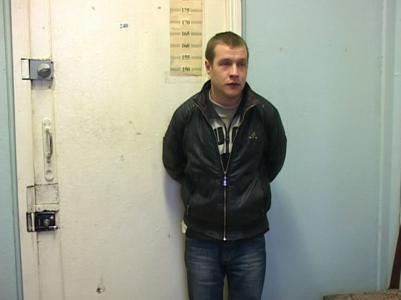 И труп в квартире…