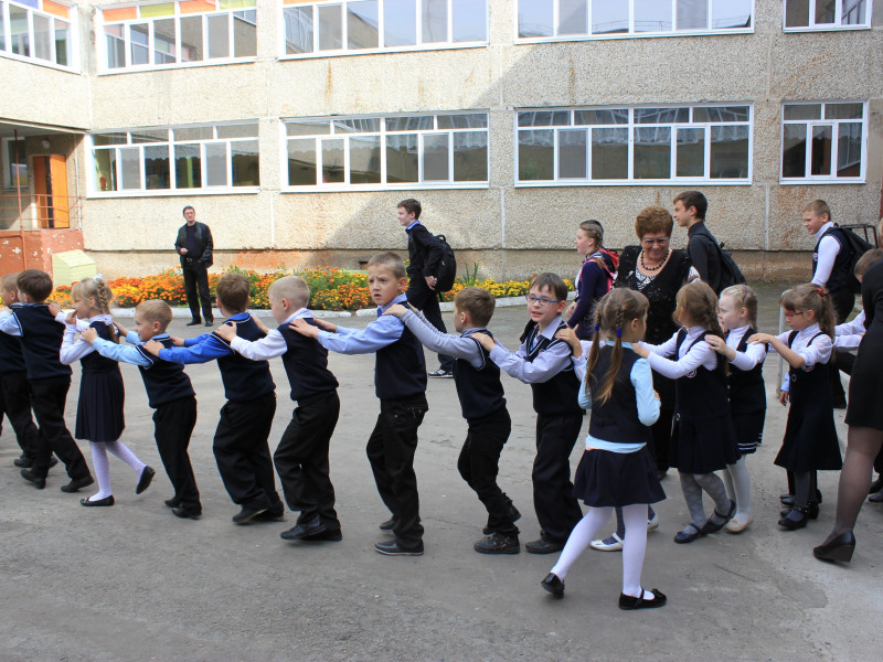 Большие гонки юных пожарных