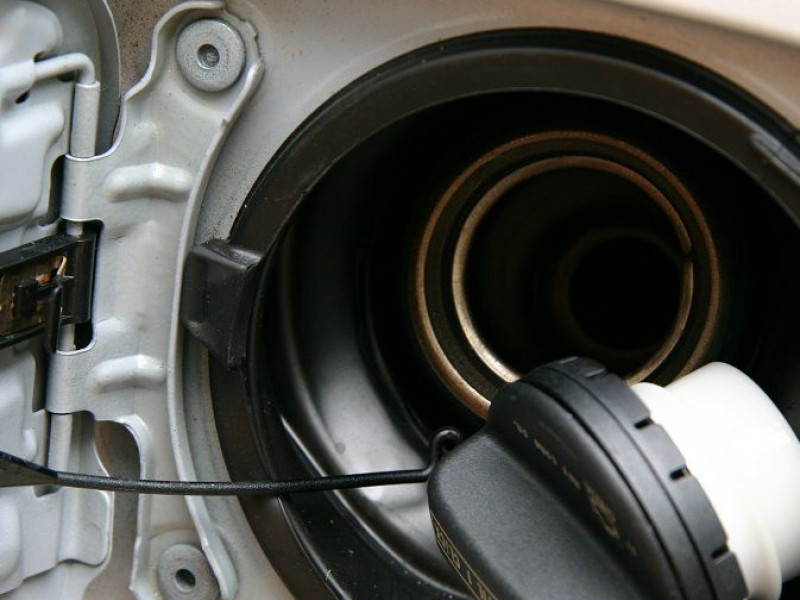 В Ирбите гражданин поплатился за «пассивное» участие в краже бензина