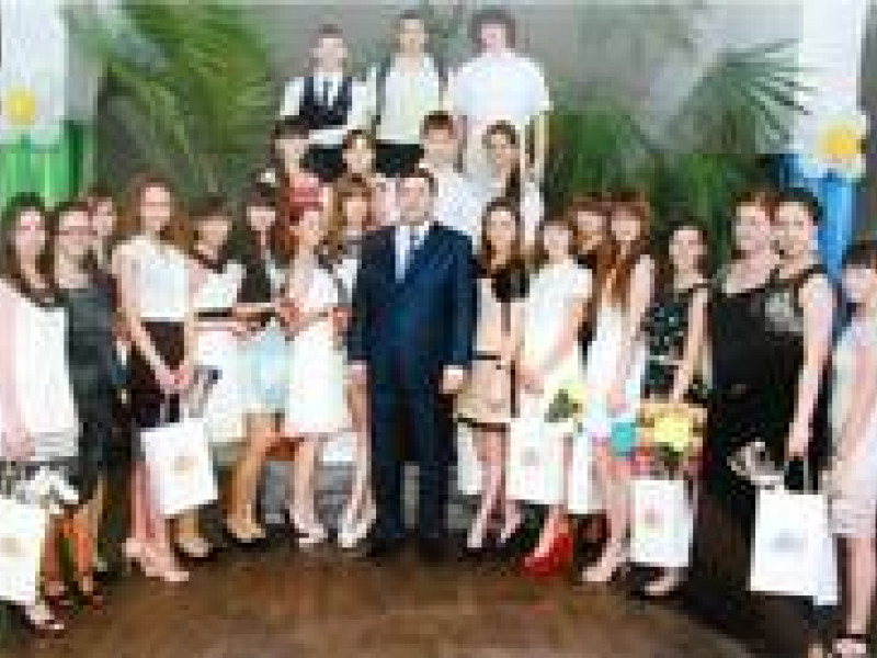 Приветствие золотых медалистов Свердловской области во Дворце молодёжи