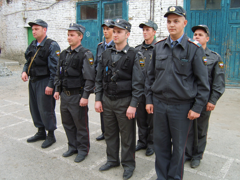 Служба дни и ночи…