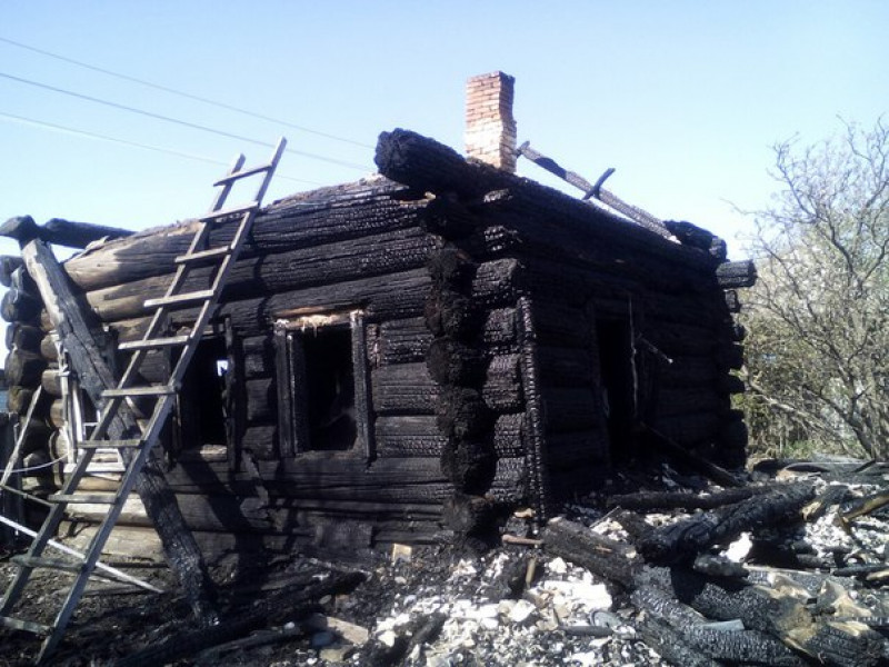 Свердловский полицейский спас из огня двух человек в городе Ирбите