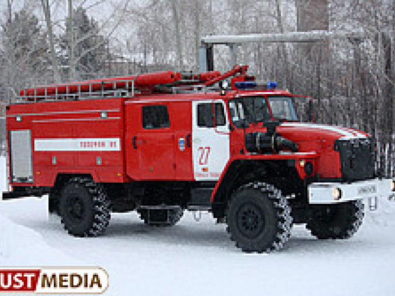 Сезон «зимних пожаров» в Свердловской области: первая волна прошла, вторая — в Новый год